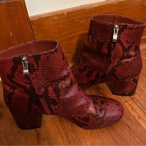 Urban Outfitters Faux Snakeskin boots, size 7